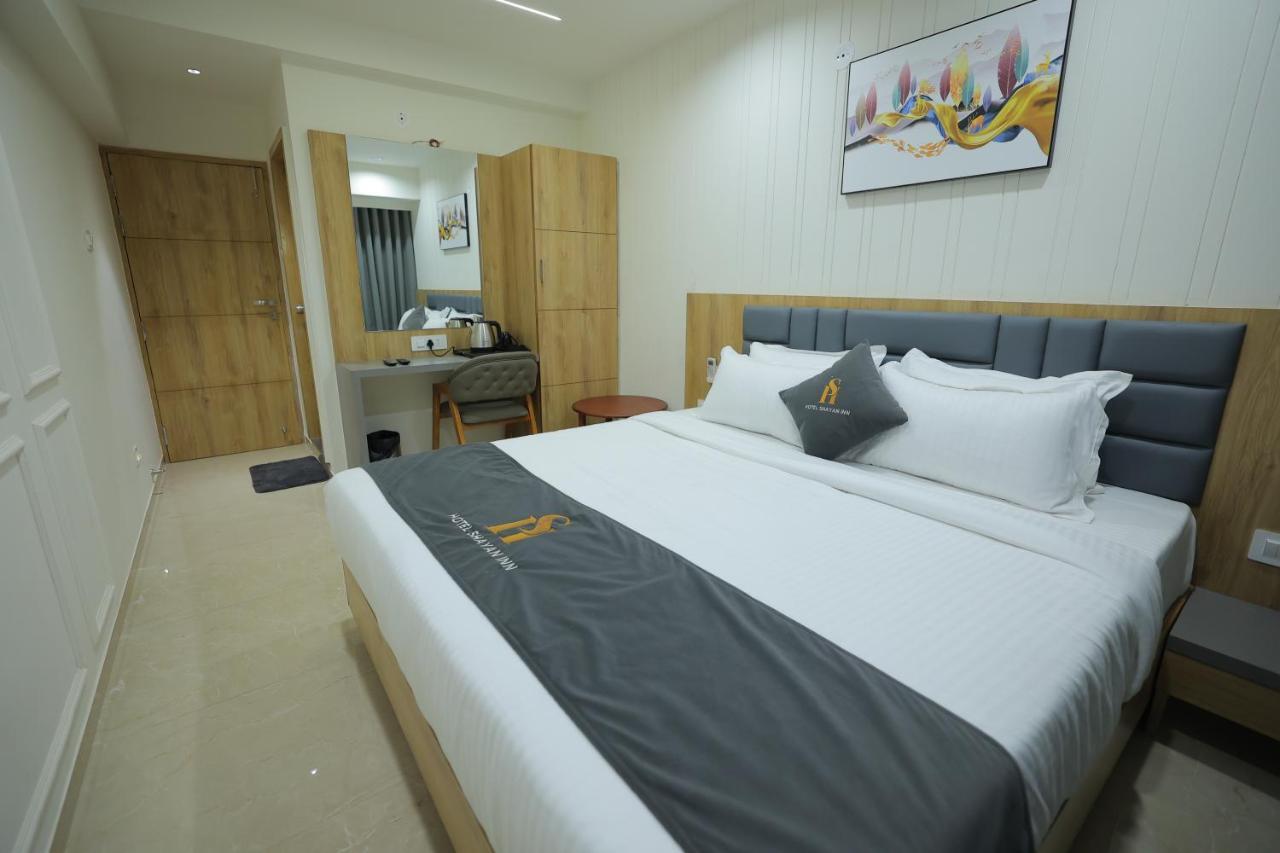 Hotel Shayan Inn ラージコート エクステリア 写真