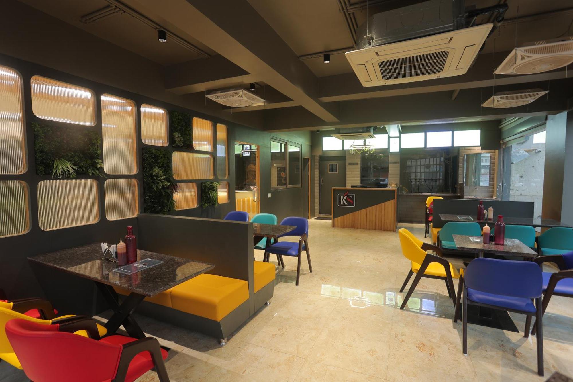 Hotel Shayan Inn ラージコート エクステリア 写真