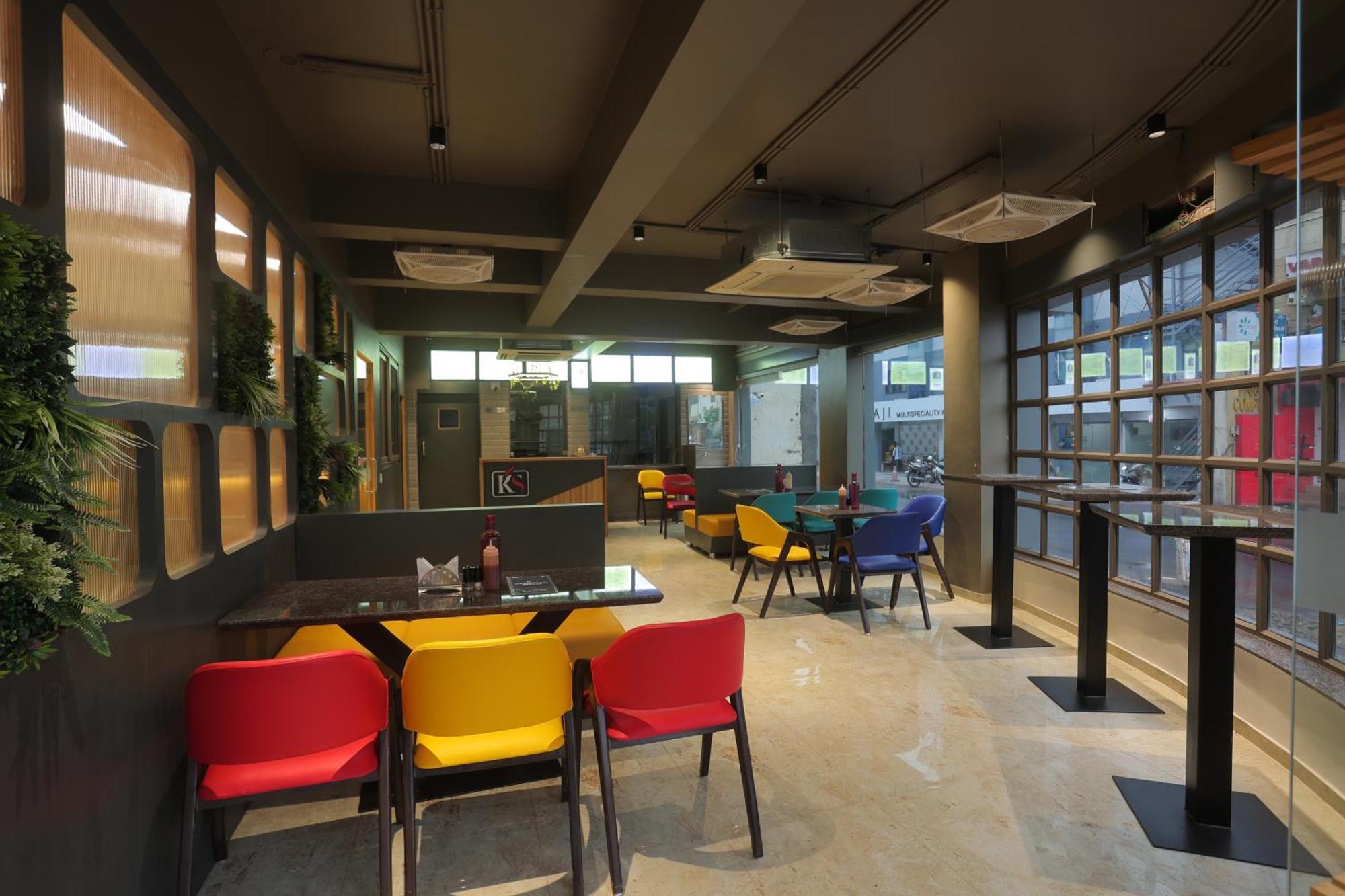 Hotel Shayan Inn ラージコート エクステリア 写真