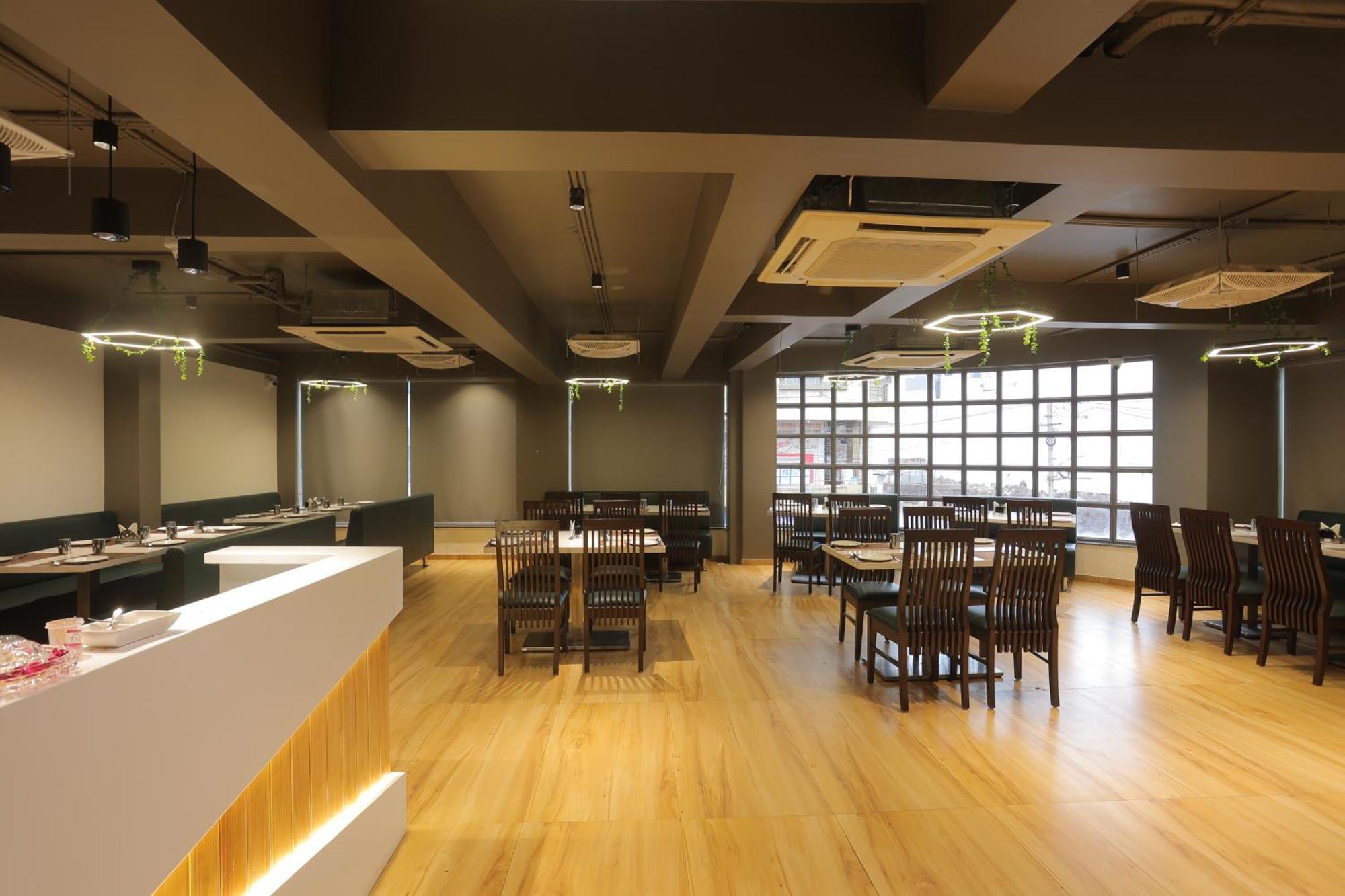 Hotel Shayan Inn ラージコート エクステリア 写真